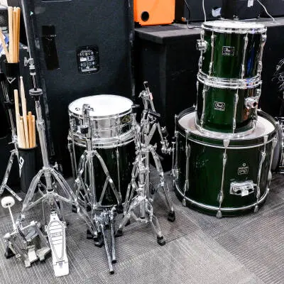 Pearl Export Drum Set in Green w/Hardware